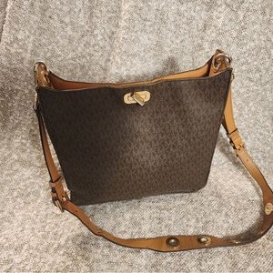 Michael Kors large messenger bag